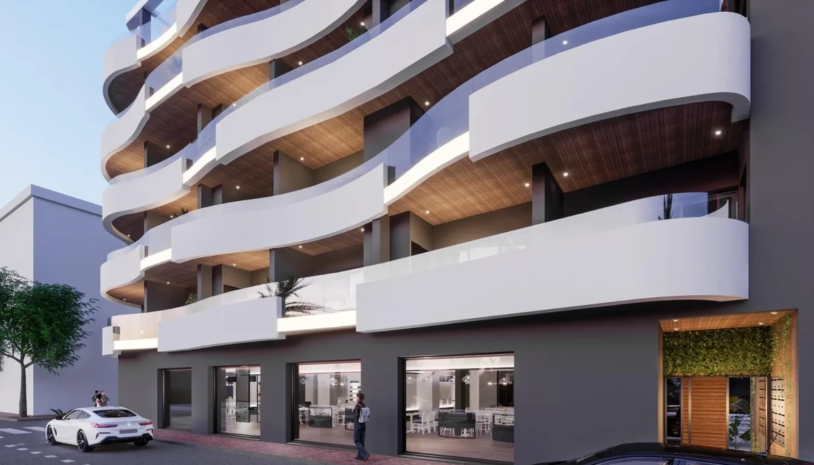 Immeubles d'appartements typiques et abordables à Torrevieja, Costa Blanca