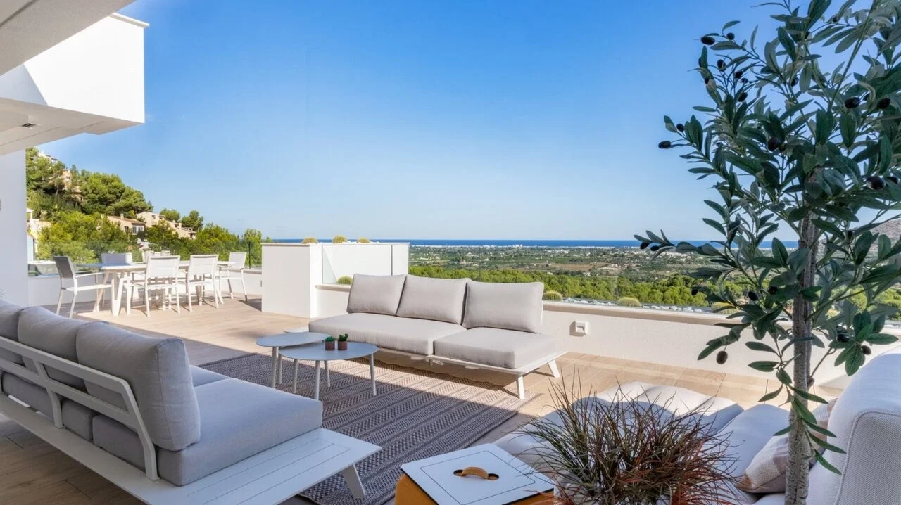Vue sur mer du rooftop du penthouse de Dénia à Alicante